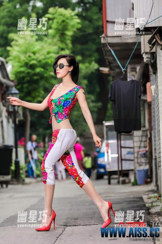 福利从未如此意外，爱丝的美丝课堂原图藏有何玄机？