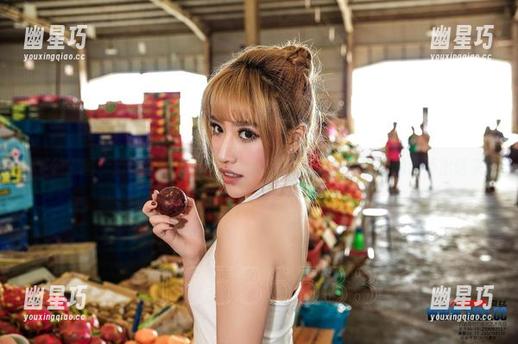 爱丝原图！街头小秘书，每一帧最新的样子都怪好奇的说不出话来