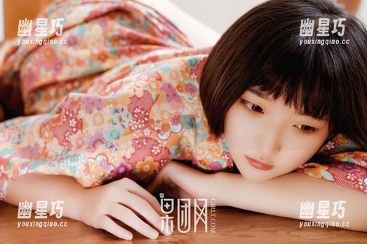 GIRLT果团网 - 丁晓楠的长腿，难道是装了弹簧的照片吗？这长得我心都飞起了！