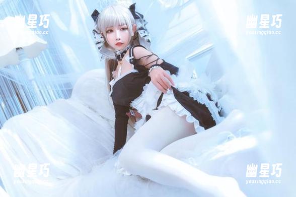 Momoko葵葵和她的妹妹，一场cos写真欢乐大乱斗