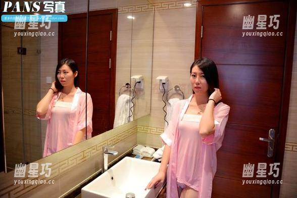 PANS摄影 - 潇潇的新模试镜，在线囧资慢慢呈现！图集刷起来！