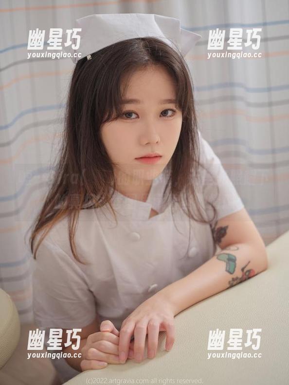 嘘…Sira(시라)的职业装，无圣光照耀下的真相，套图里藏着些微情感