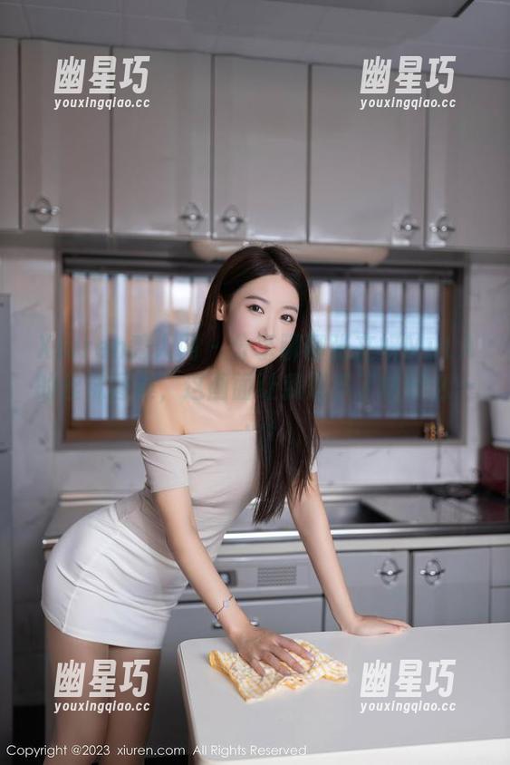 Xiuren秀人网-张文妍MuLA Xiuren秀人网 - 分享聊聊张文妍MuLA的丝袜图集,这画面让我想多了些什么……