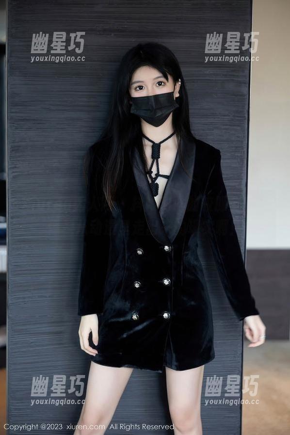Xiuren秀人网 - 抖娘利世的校服全套，像是从动漫里走出来的现实啊！