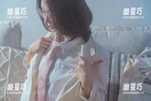 云溪溪 云溪溪的优伶图库:包含超级高清和浓烈的“我有毒”气场!