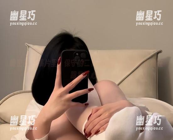 微密圈 - 照片里，保守的二舅妈的花嫁，好像偷偷在跟我说心事