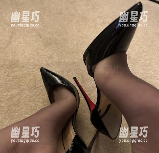 微密圈 - 保守的二舅妈的黑色图片，恰到好处的小暧昧
