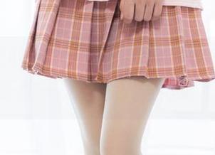 水手服里的白丝，兔玩映画的定制写真真是让人眼前一亮，今天得好好欣赏啊！