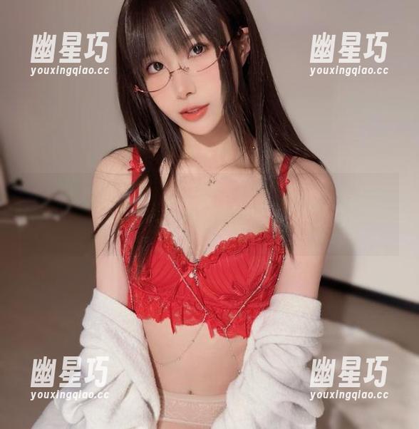 布丁大法的冰糖雪梨，就像在舌尖上旋转的小魔法，原图自然分享一下吧！