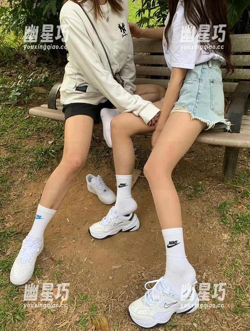 微密圈 - 向无敌哒小姨妈致敬，看她的裸足亮相新品更新！