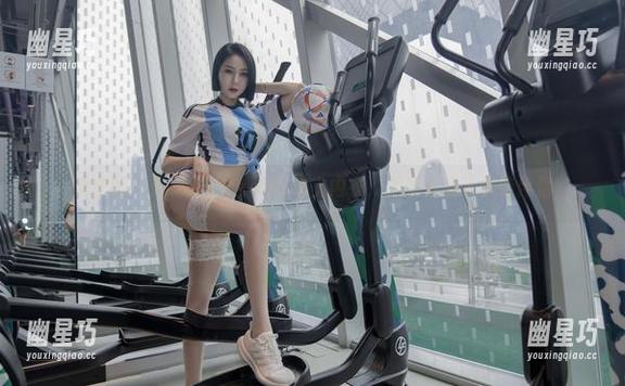 微密圈 - 当果儿Victoria穿上内衣，无圣光成了最佳伴侣