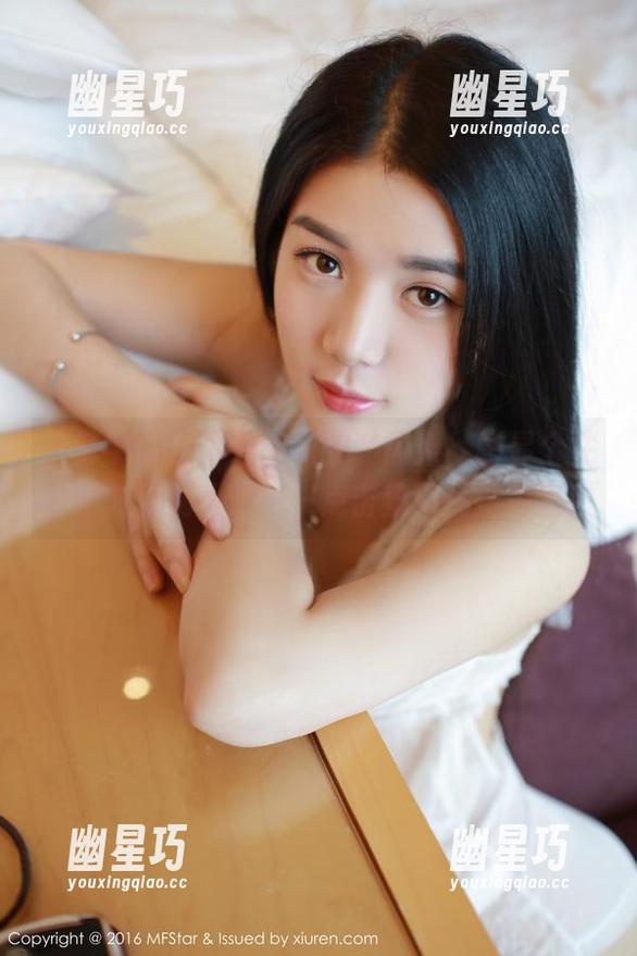 模范学院 - 梦梵的职业装图集，彰显个性的同时也别大意——点击查看免费内容！