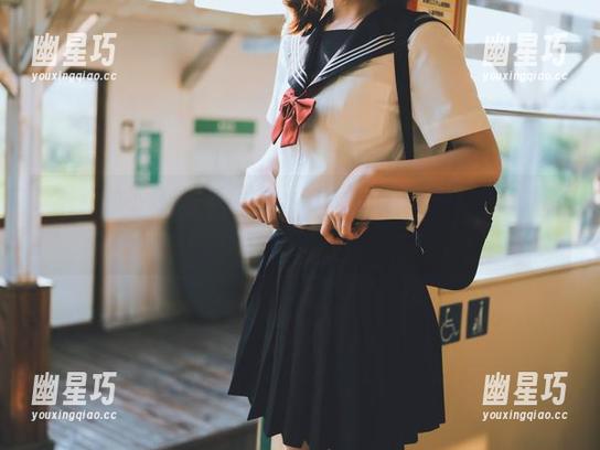 河豚抚子 “长腿的不只是一种状态,河豚抚子带来美图,资源随你拿!”。