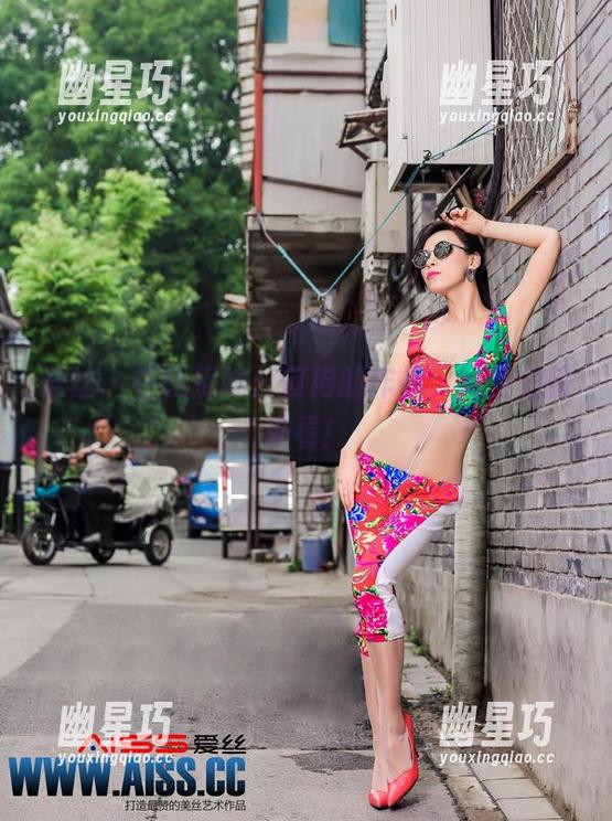 爱丝 - 在线捉妹：何冉的作品，妹控们快来看！