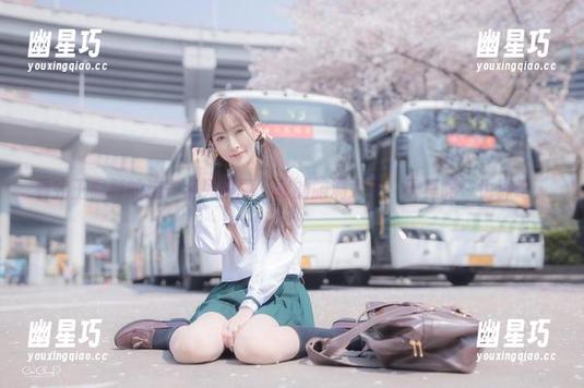 看完王羽杉的这一系列散图，我的脑洞大开，天真吗…也许吧。
