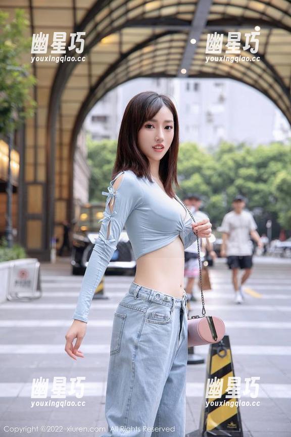 秀人网 - KOKO可可的护士造型，原图里的她简直是某种病房的女神，让我想渴望更多。