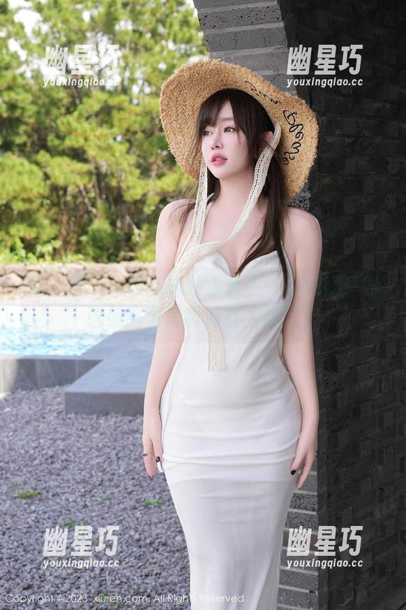 秀人网 - 一秒变婚纱小公主——娜娜子呀这组高清写真简直太会了！