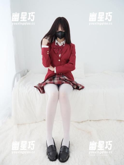 紧急企划 - 福利送上！小婕的网袜图包，让你体验一晚的窥探乐趣。