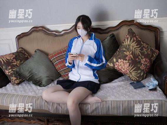 紧急企划 - 福利就是要这么看，小恩在护士服中丢出了一张引人入胜的原图！
