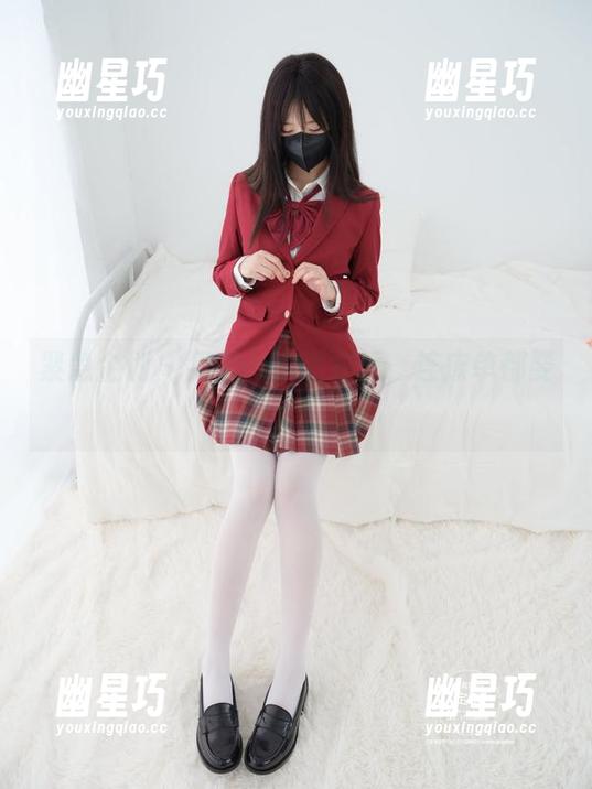 紧急企划 - 见希w的睡衣秀，连床单都要嫉妒的美图！