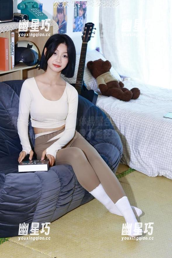 绮梦摄影 - 小艺的体操服合集：每一帧都让我忍不住想问是不是在练气功？！