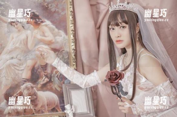 脱尾巴Mizuki 当短裤遇见脱尾巴Mizuki:图集分享,妥妥的欢乐时刻!