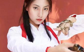 蜜桃社 - 喂，你见过这样的学妹吗？陆萱萱Cecilia图包精选，萌得冒泡！