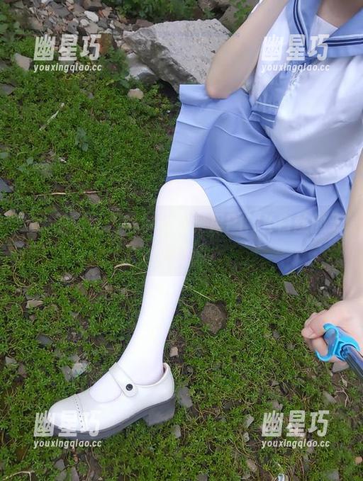 足尖的彩虹，西尔酱写真里PKJK白丝的无限可能