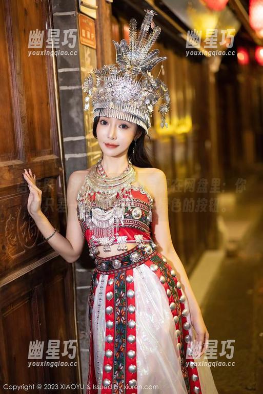 语画界 - 沐若昕的甜心写真在网盘里：你我只差一声独白和一些绿色的按钮。