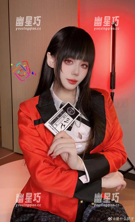 当阿九从不咕咕遇上学姐，精选写真让人无意间多看了几眼。