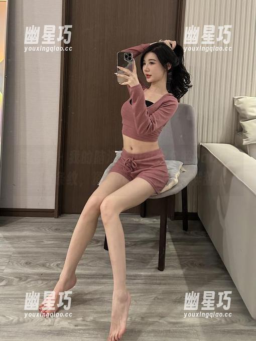 微密圈 - 我的脑海中闪过黎允熙baby的蓝白条纹，资源就像泡泡糖一样甜。