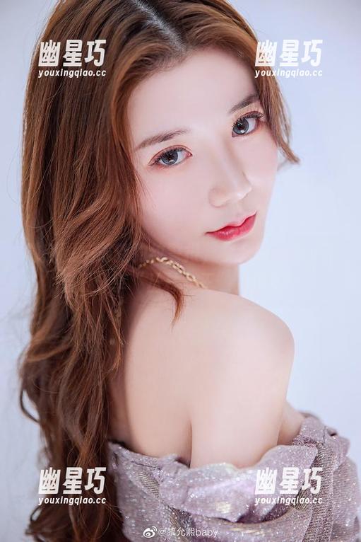 微密圈 - 最新豹纹警报，黎允熙baby开启了分享“丛林女王”的模式！