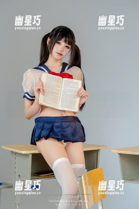 从私房原图的角度，黏黏团子兔的吉他妹妹让我留连忘返